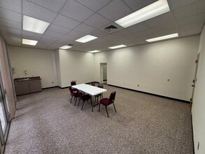 102-108 E Main St, Kingsport, TN à louer Photo intérieure- Image 2 de 20