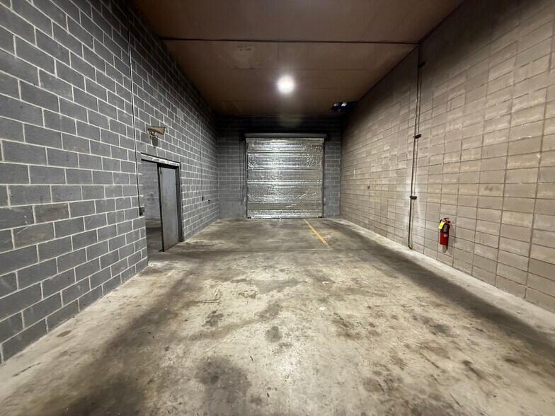 1675 NW Old 41 Hwy, Marietta, GA à louer - Photo du bâtiment - Image 2 de 10