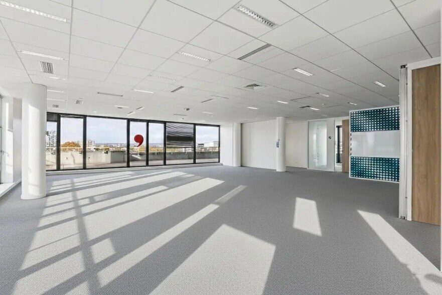 19-23 Allees De L'Europe, Clichy for lease - Building Photo - Image 3 of 15