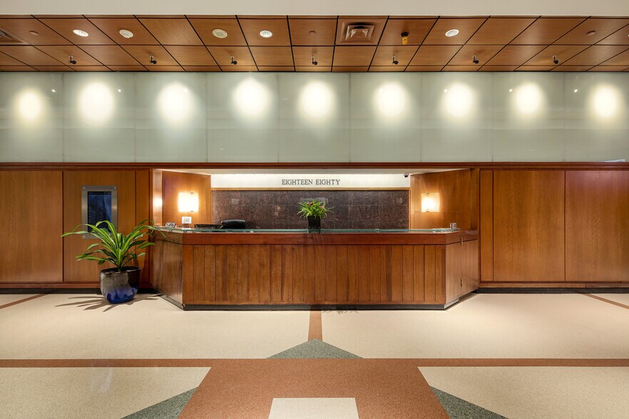 1880 John F Kennedy Blvd, Philadelphia, PA à louer - Hall d’entrée - Image 3 de 26