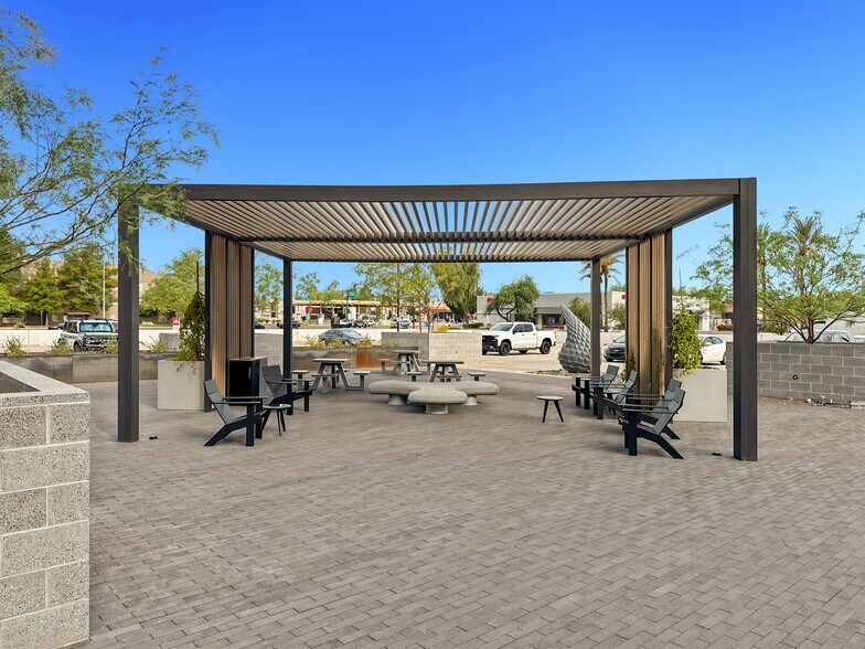 11811 N Tatum Blvd, Phoenix, AZ à louer - Photo du bâtiment - Image 2 de 16