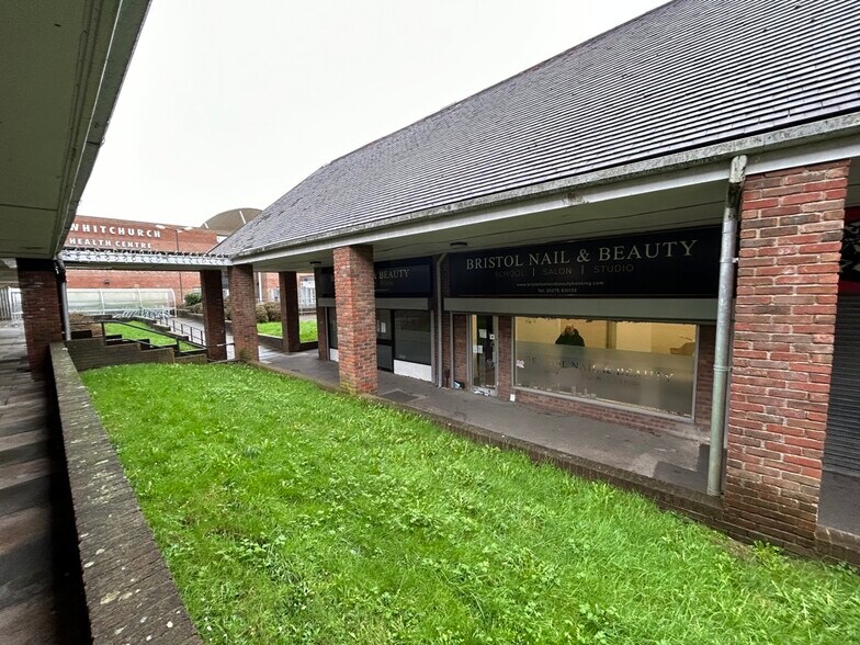 Oatlands Ave, Bristol à louer - Photo du bâtiment - Image 2 de 11