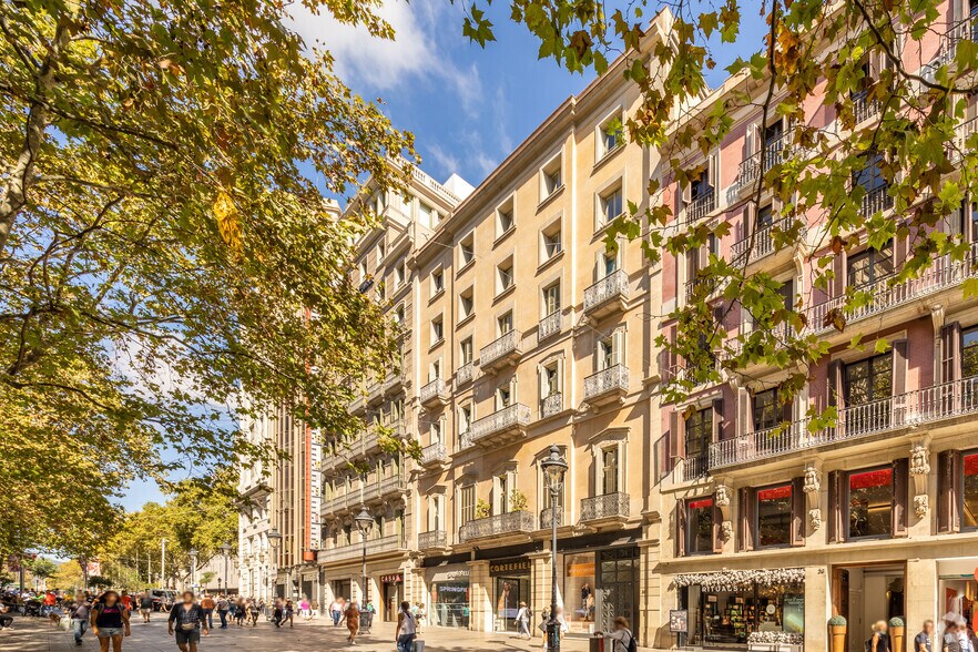Avinguda del Portal de l'Àngel, 38, Barcelone, Barcelona à louer - Photo du bâtiment - Image 2 de 3
