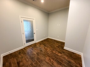 327 S County Highway 393, Santa Rosa Beach, FL for lease Interior Photo- Image 2 of 3