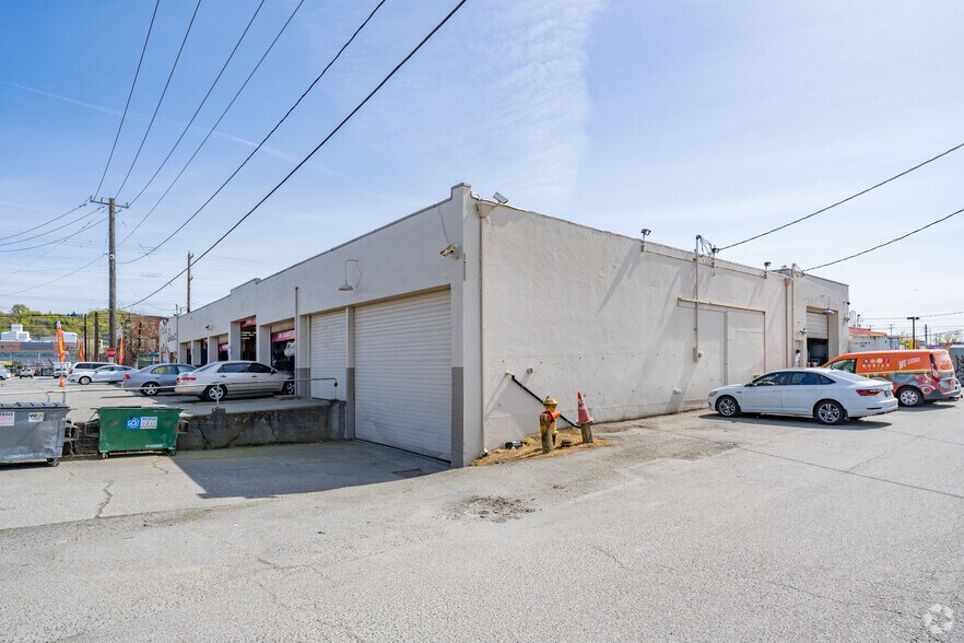 3201 4th Ave S, Seattle, WA à vendre - Photo du bâtiment - Image 3 de 7