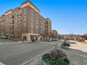 150 Coxe Ave, Asheville, NC à louer Photo intérieure- Image 1 de 16