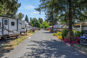 Wine Country RV Park - Sonoma - Mobile Home or RV Park