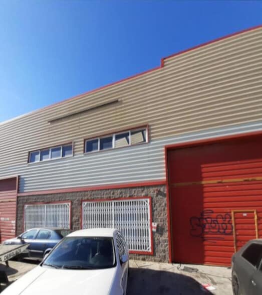 Carrer Maresme, Cubelles, Barcelona for sale - Building Photo - Image 1 of 6