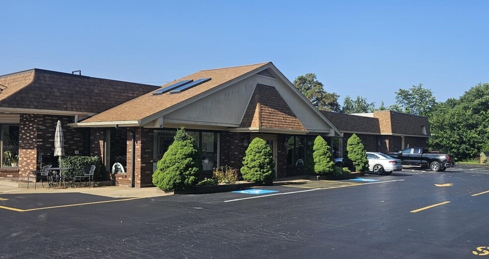 3589 Brodhead Rd, Monaca, PA for sale - Building Photo - Image 3 of 4