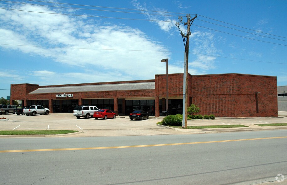 9980 Grapevine Hwy, Hurst, TX à louer - Autre - Image 2 de 5