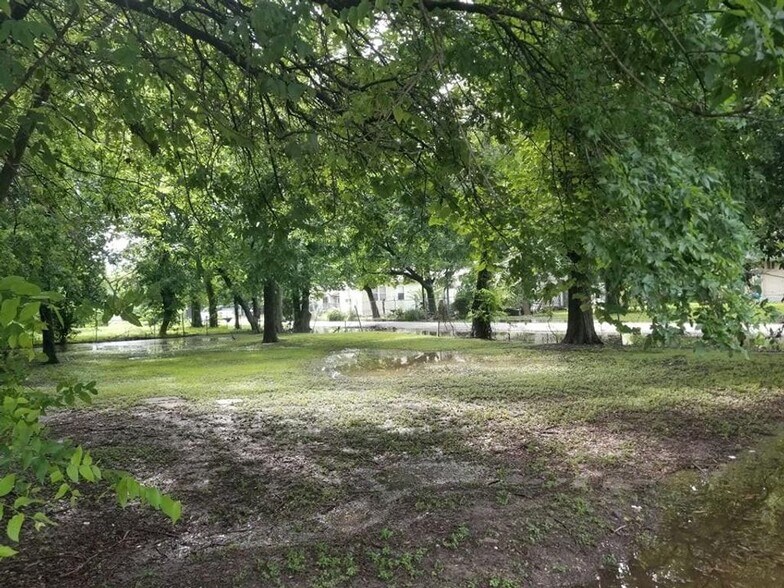 2523 Sakowitz St, Houston, TX à vendre - Photo du bâtiment - Image 2 de 3