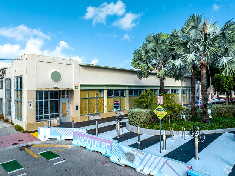 700 Lincoln Rd, Miami Beach, FL à louer - Photo du bâtiment - Image 2 de 3