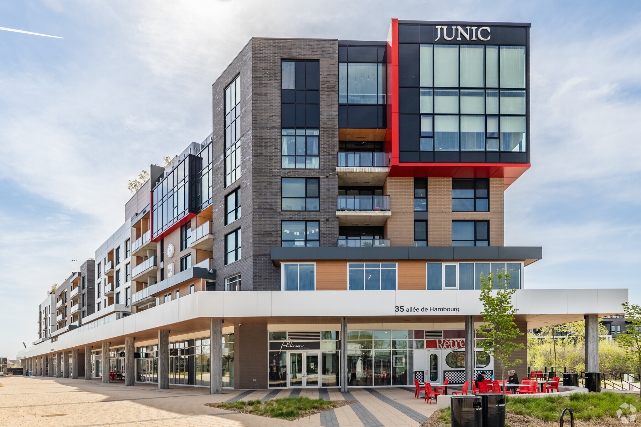 20-35 De Hambourg, Gatineau, QC for lease Primary Photo- Image 1 of 9