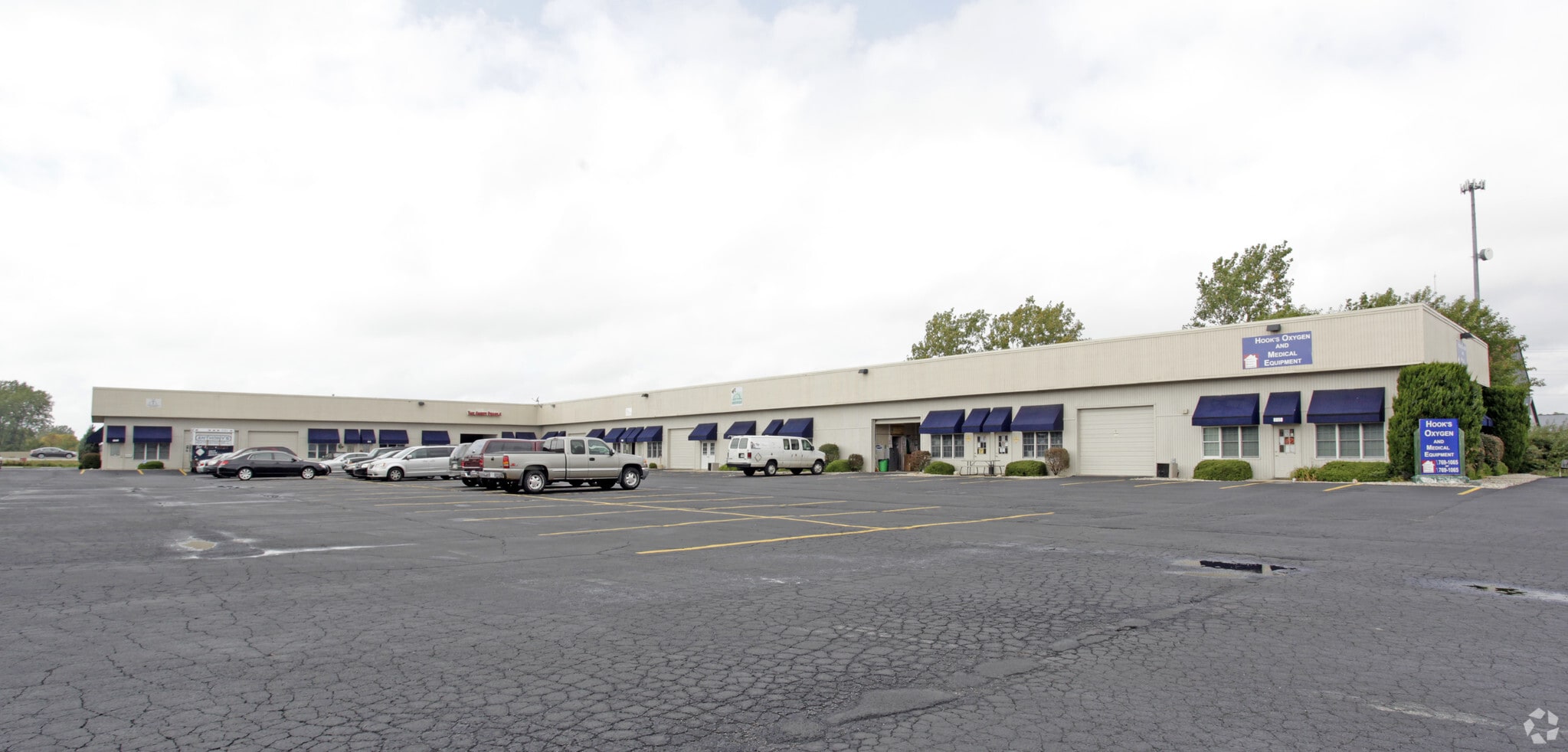 8858-8898 Louisiana St, Merrillville, IN à louer Photo du bâtiment- Image 1 de 14