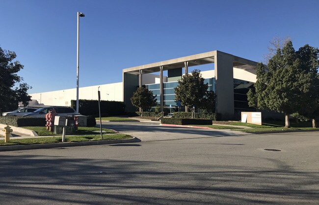 Plus de détails pour 9570 Santa Anita St, Rancho Cucamonga, CA - Industriel à louer