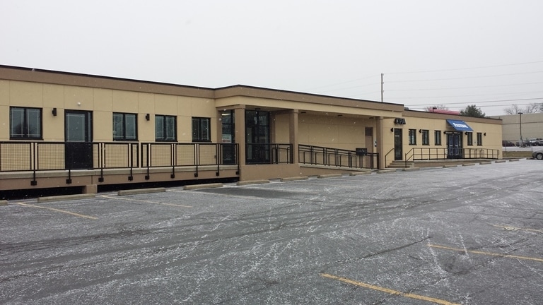 711 Davis St, Scranton, PA for lease - Primary Photo - Image 1 of 19