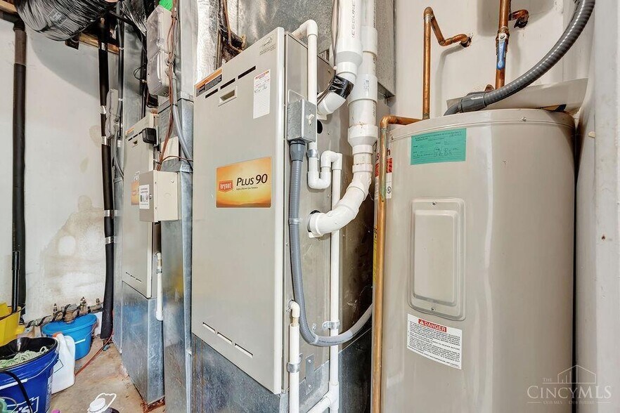 10456 Pippin Rd, Cincinnati, OH à vendre - Photo du bâtiment - Image 3 de 30