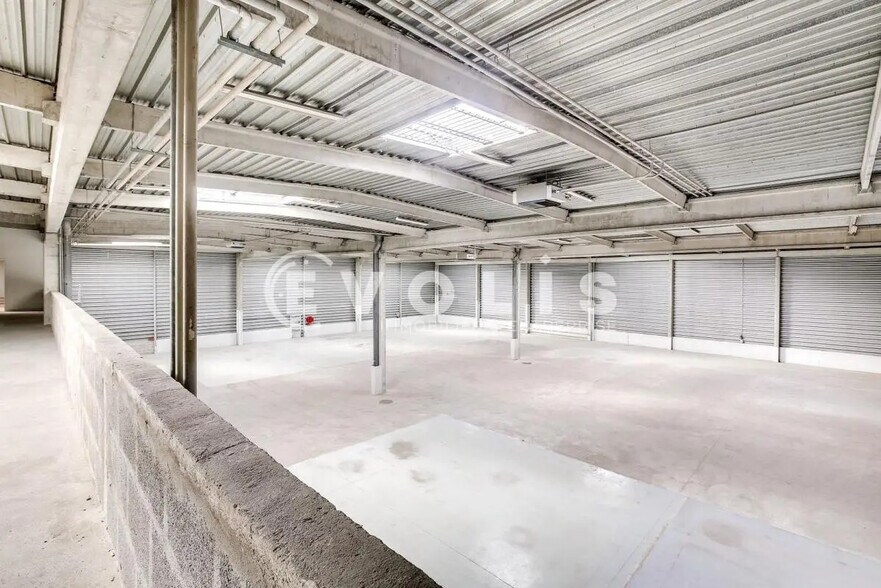 Industrial in Évry-Courcouronnes for lease - Interior Photo - Image 2 of 7