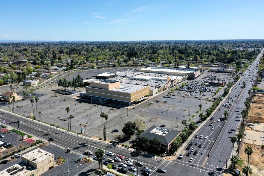3500 El Camino Ave, Sacramento, CA for sale - Primary Photo - Image 1 of 5