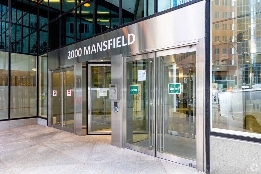 2000 Rue Mansfield, Montréal, QC for lease - Building Photo - Image 3 of 12