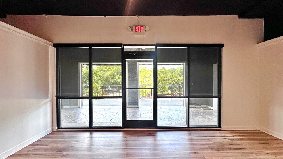 601 S Green St, Morganton, NC à louer - Photo intérieure - Image 3 de 12