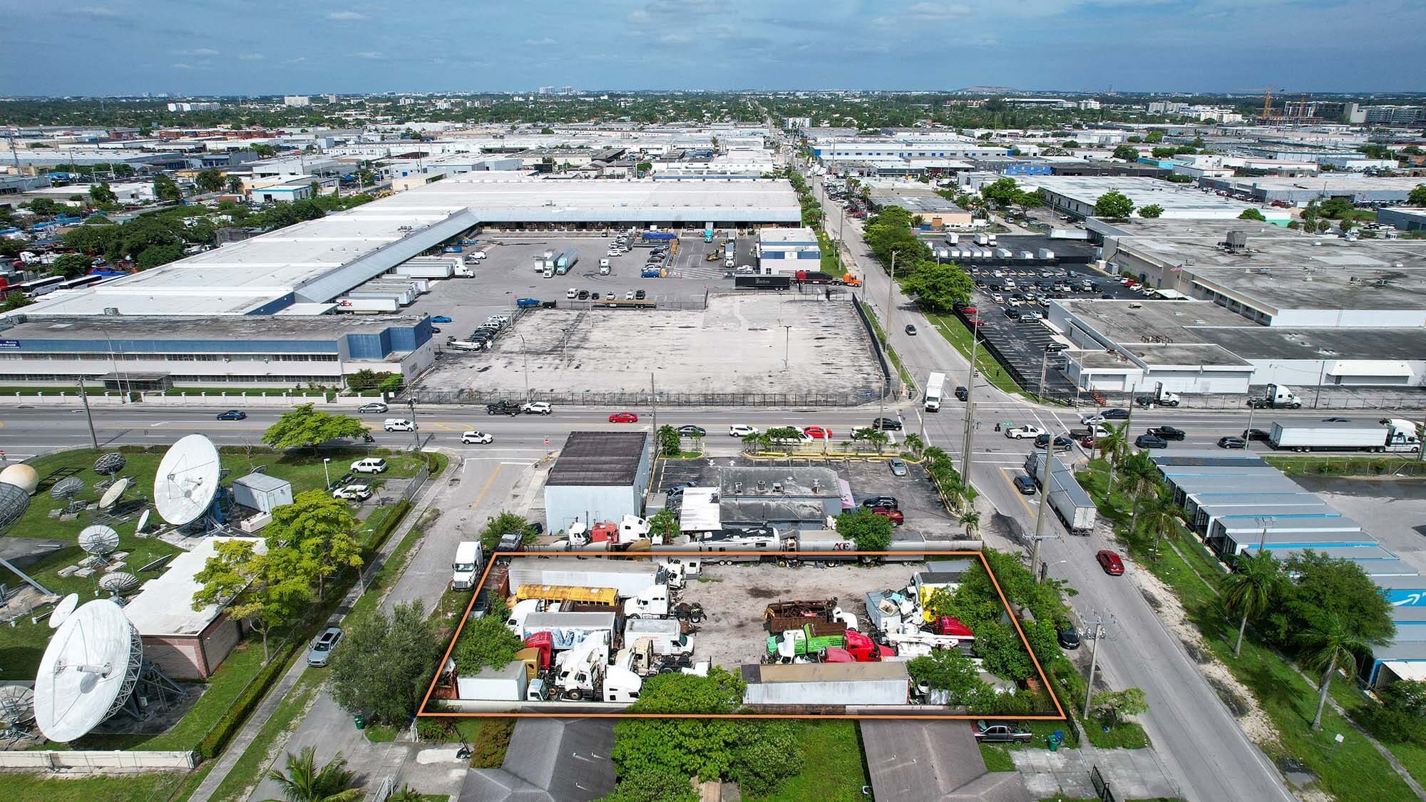 3158 NW 71st St, Miami, FL à vendre Photo du bâtiment- Image 1 de 6