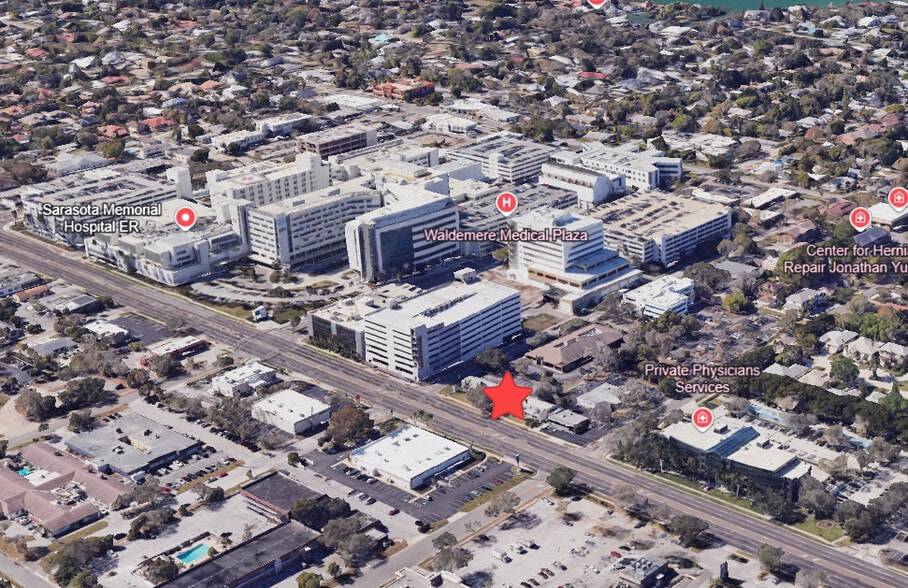 1428 S Tamiami Trl, Sarasota, FL à louer - Photo du bâtiment - Image 3 de 13