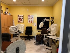 473 South St W, Raynham, MA for lease Interior Photo- Image 2 of 5