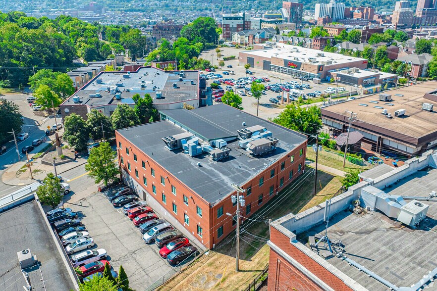 1901 Centre Ave, Pittsburgh, PA for lease - Building Photo - Image 3 of 7
