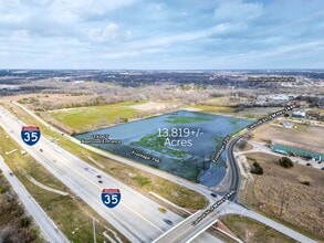 13.819 Acres I-35, Waxahachie, TX - AÉRIEN  Vue de la carte - Image1