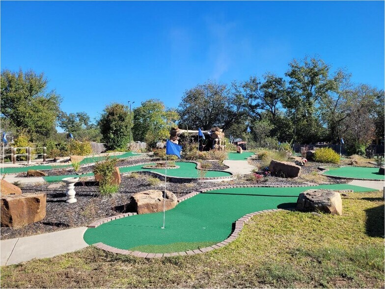 2341 US Highway 281 S, Lampasas, TX à vendre - Photo du bâtiment - Image 3 de 5