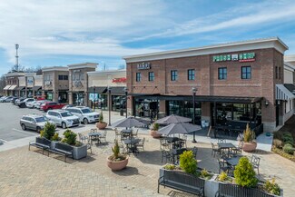 Plus de détails pour 14013 N Creek Village Dr, Huntersville, NC - Bureau/Commerce de détail, Commerce de détail à louer