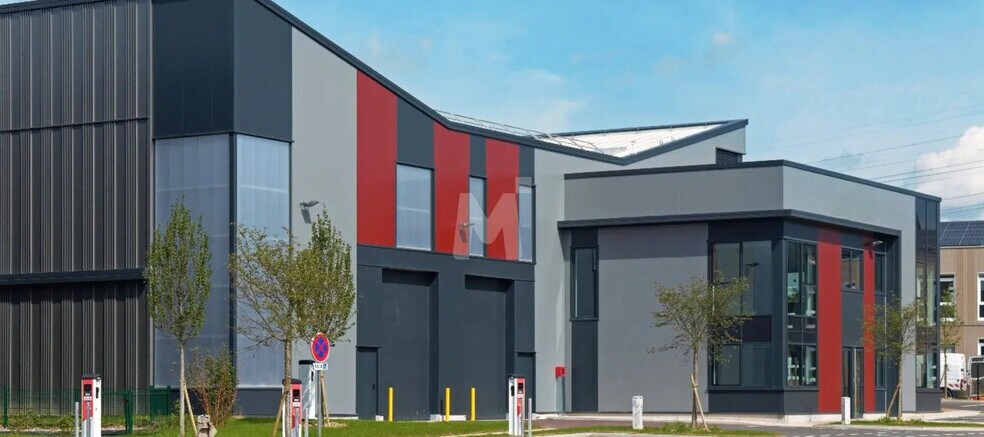 Flex dans Limeil-Brévannes à louer - Photo du bâtiment - Image 3 de 10