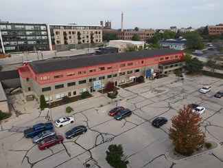 Plus de détails pour 712 Riverfront Dr, Sheboygan, WI - Bureau à vendre