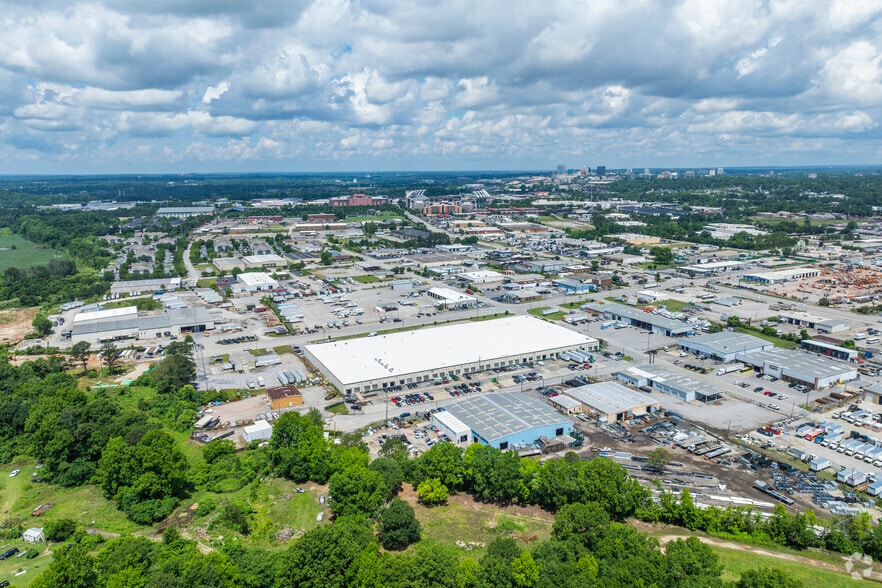 1020 Idlewilde Blvd, Columbia, SC for lease - Aerial - Image 2 of 5
