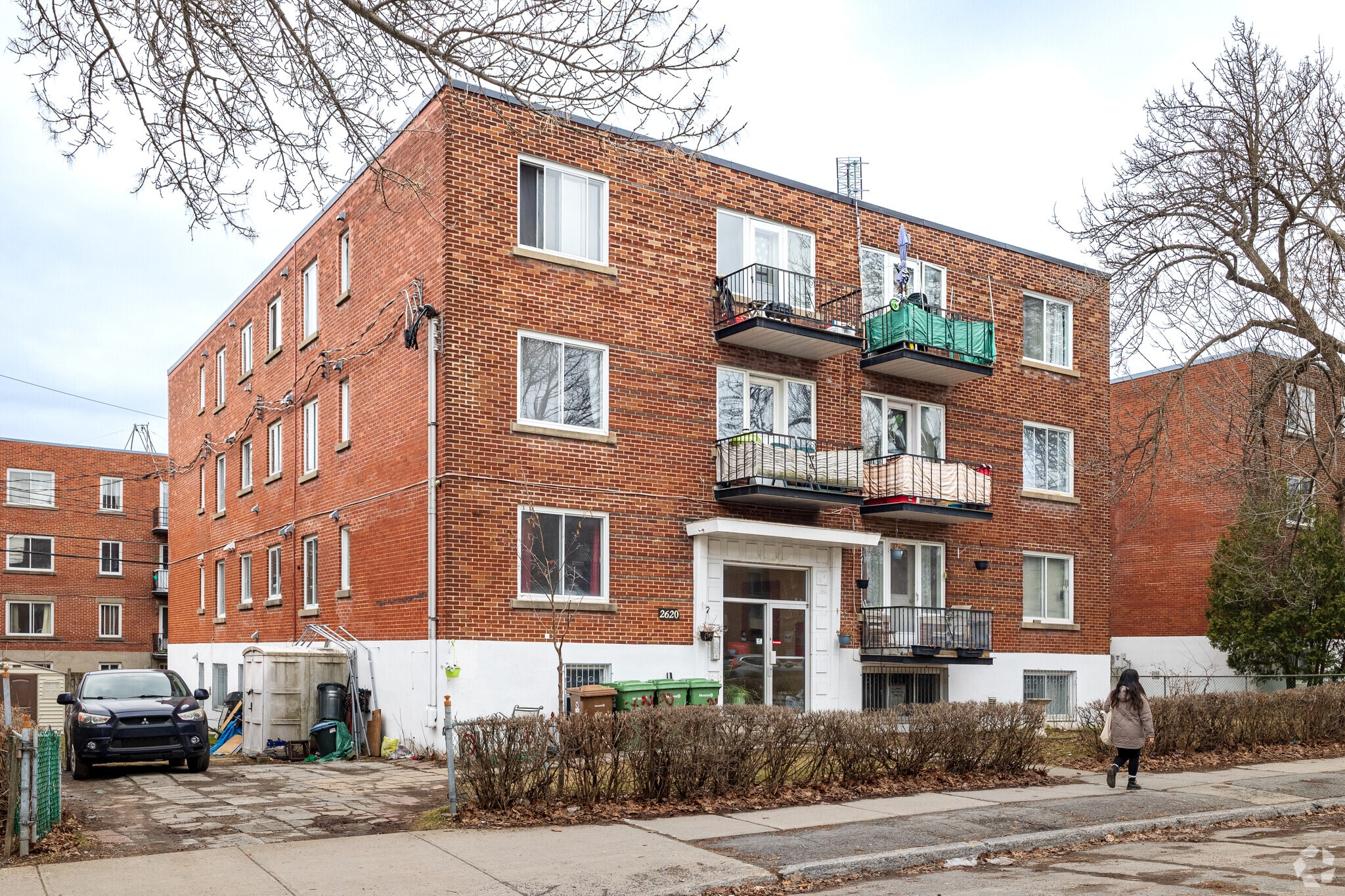 2620 Rue Théodore, Montréal, QC for sale Primary Photo- Image 1 of 4