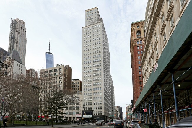 Plus de détails pour 86 Chambers St, New York, NY - Bureau/Commerce de détail, Commerce de détail à louer