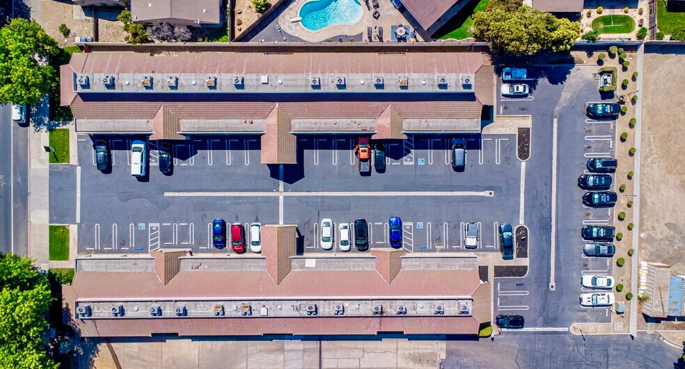 2125 Wylie Dr, Modesto, CA for sale - Building Photo - Image 2 of 29