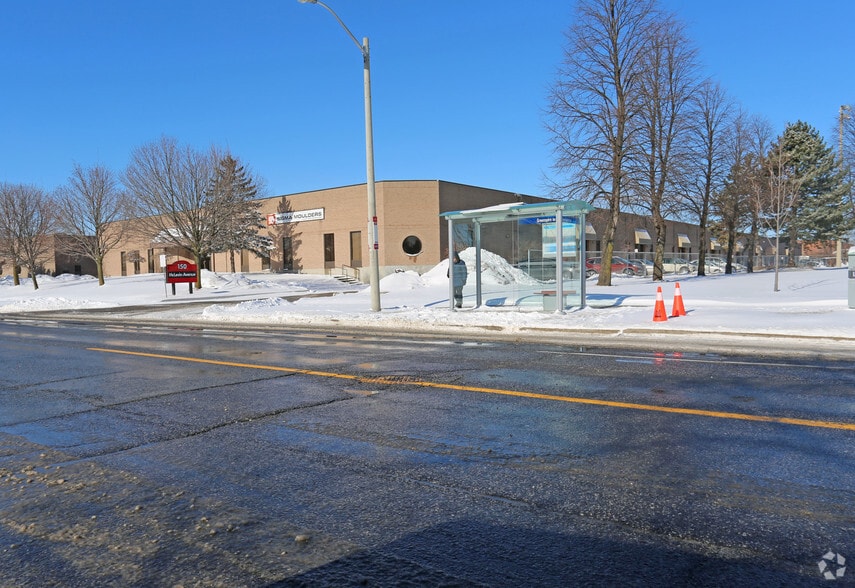 150 Mclevin Ave, Toronto, ON for lease - Primary Photo - Image 1 of 4