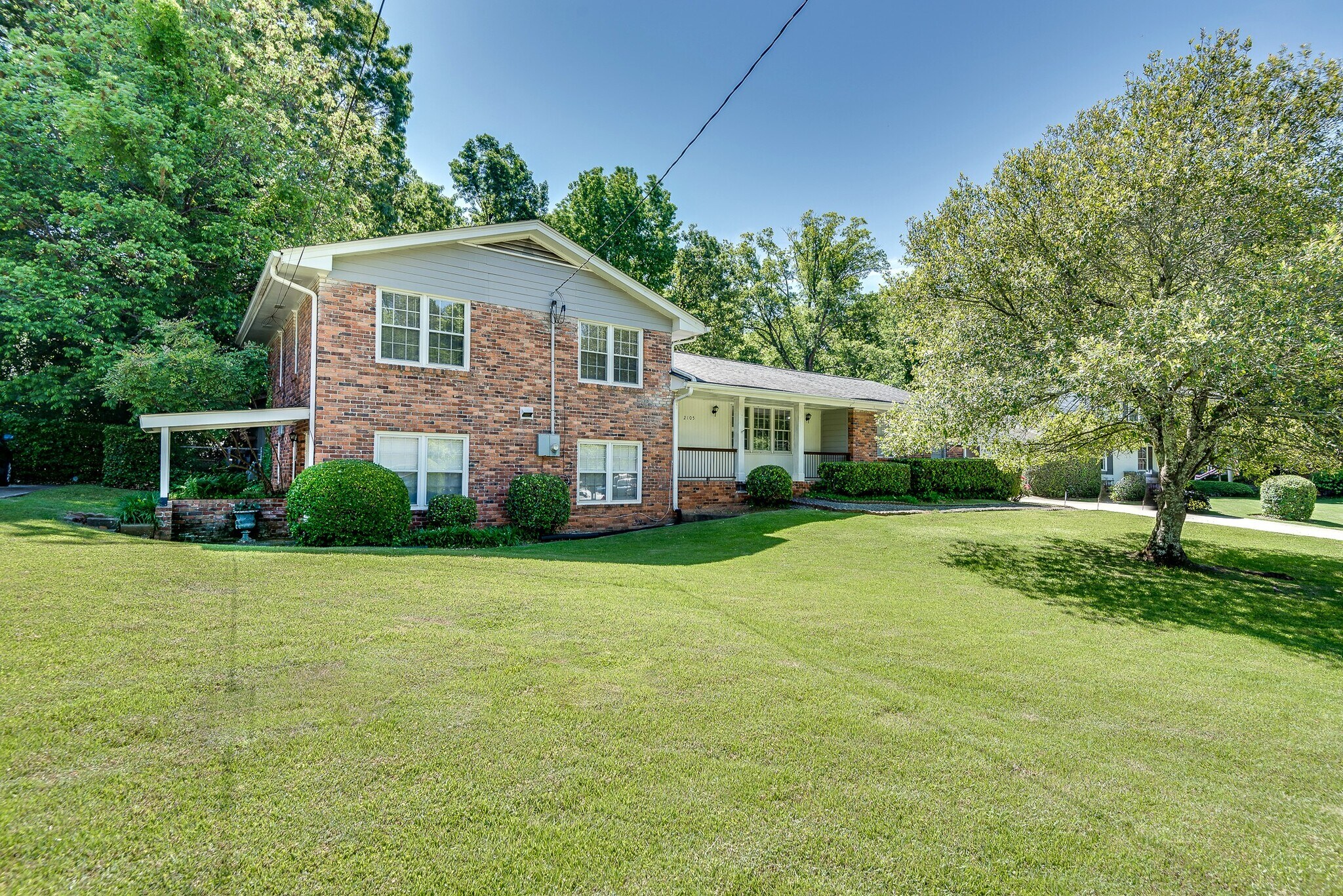 2105 Vistadale Ct, Tucker, GA à vendre Photo principale- Image 1 de 1