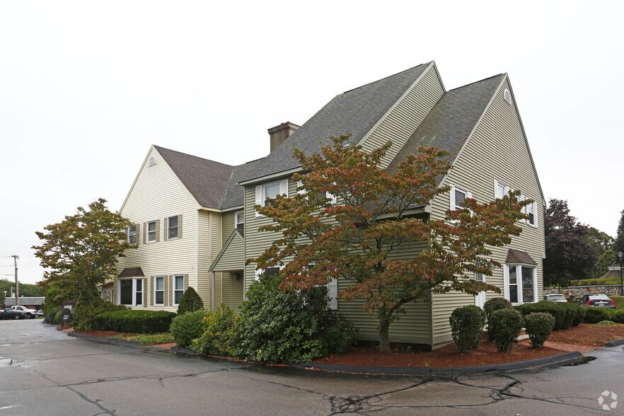 144-148 Main St, Norfolk, MA à louer - Photo du bâtiment - Image 3 de 5