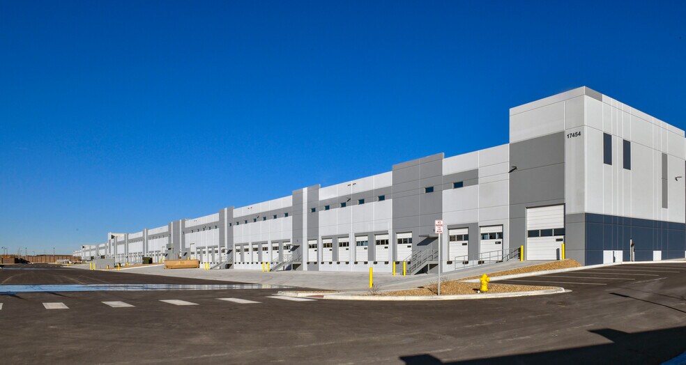 17754 Spinnaker Way, Broomfield, CO à louer - Photo du bâtiment - Image 2 de 18