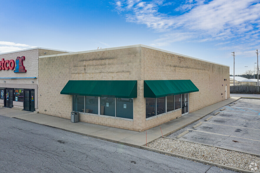 5029 Monroe St, Toledo, OH for sale - Building Photo - Image 1 of 1