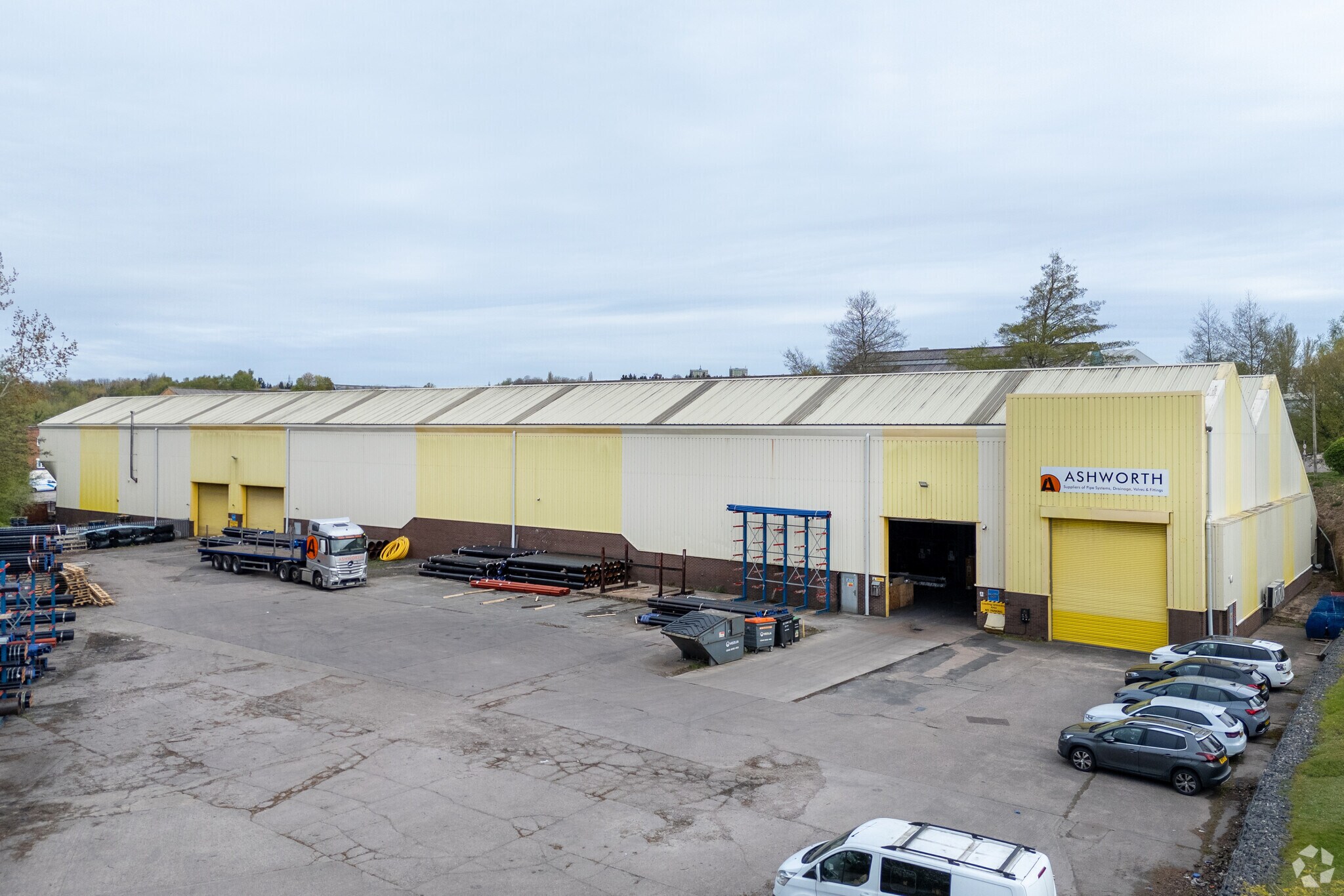 Peartree Ln, Dudley for lease Primary Photo- Image 1 of 4