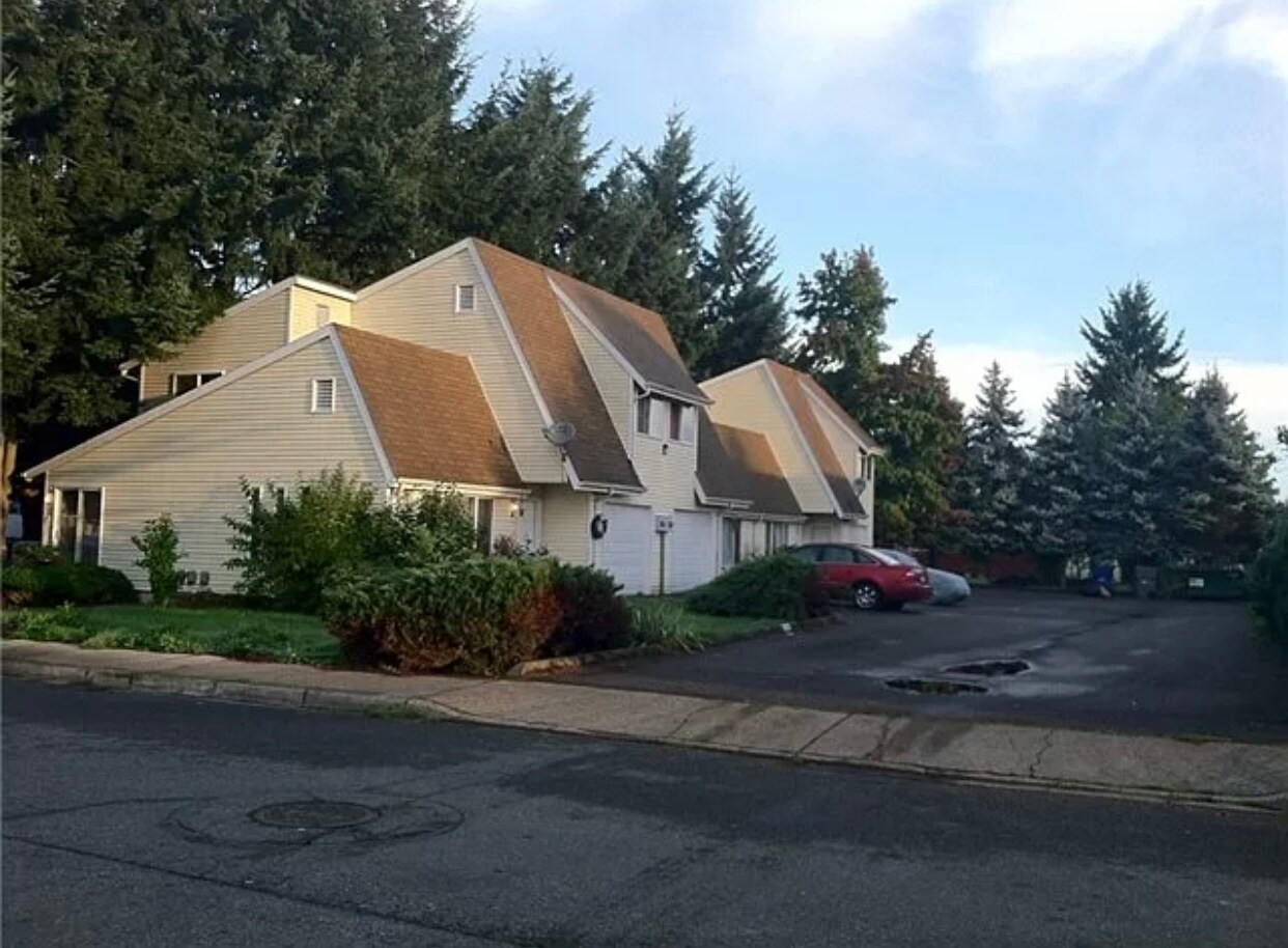 1019 18th St NE, Auburn, WA à vendre Photo principale- Image 1 de 1