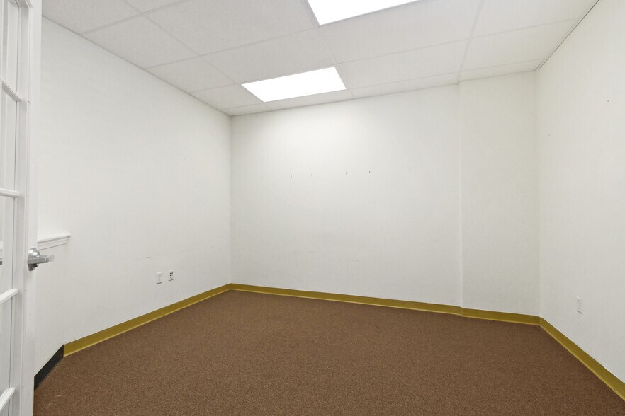 1740 Tree Blvd, Saint Augustine, FL à louer - Photo du bâtiment - Image 2 de 17