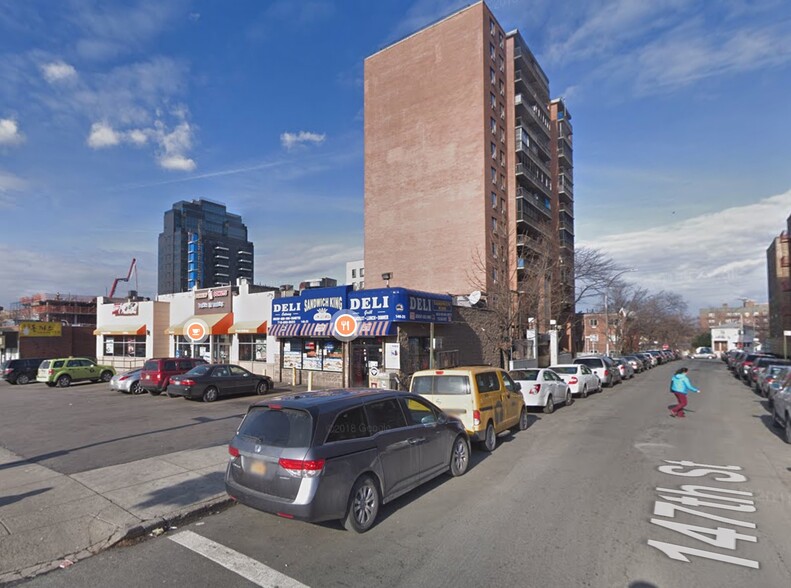 3520 147th St, Flushing, NY for lease - Primary Photo - Image 1 of 3