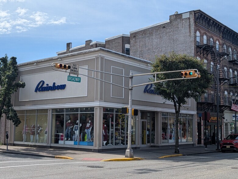 494 Broadway, Bayonne, NJ à louer - Photo du bâtiment - Image 1 de 5