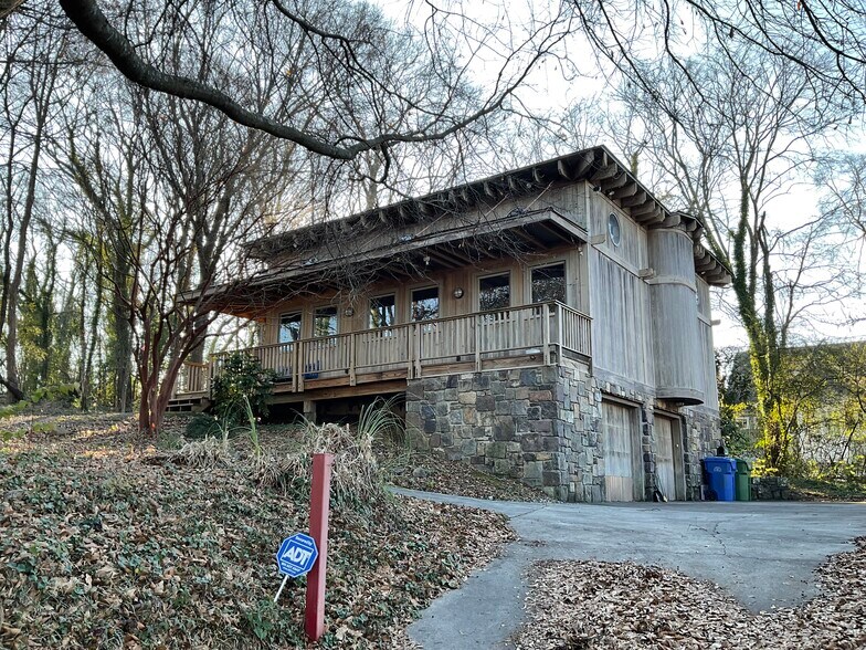 990 Culpepper St NW, Atlanta, GA à louer - Photo du bâtiment - Image 3 de 11