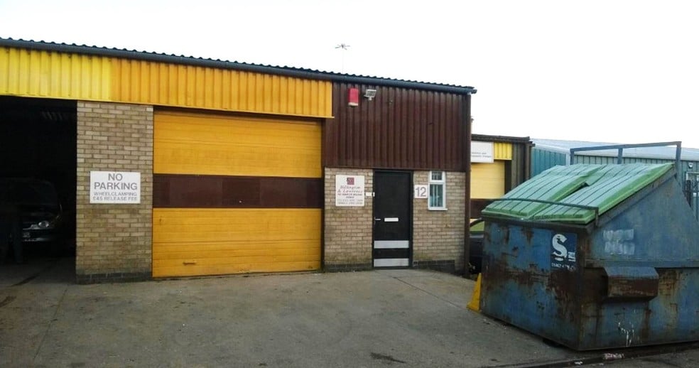 Latimer Rd, Luton for lease - Building Photo - Image 3 of 3